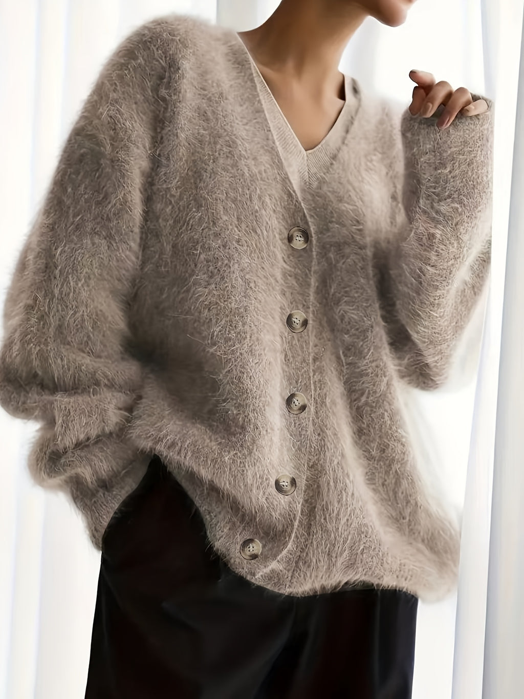 Cardigan grande taille, coupe oversize, boutonnage, manches longues