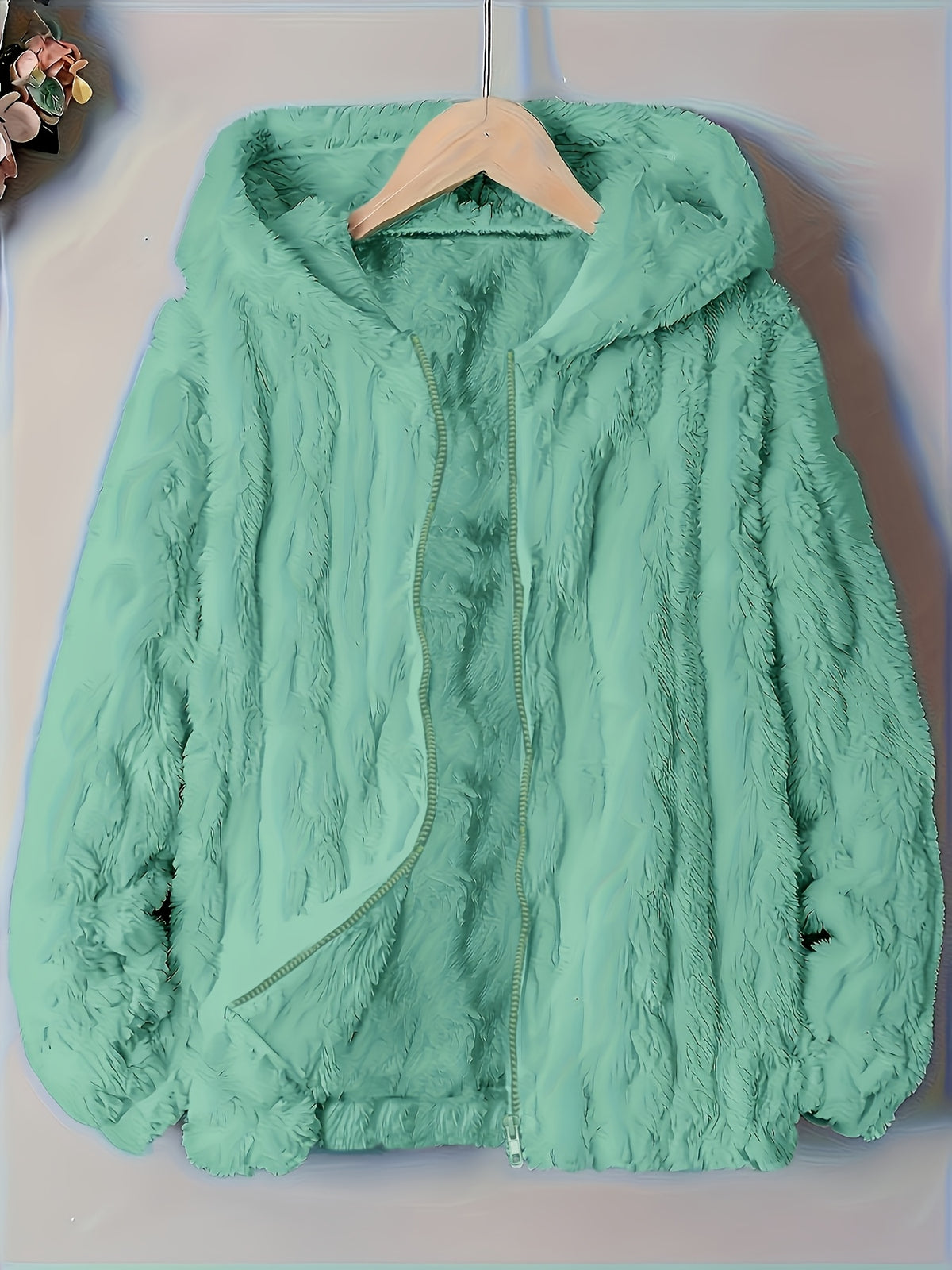 Sweat grande taille, coupe ample, capuche, chaleur d'hiver, gros plan
