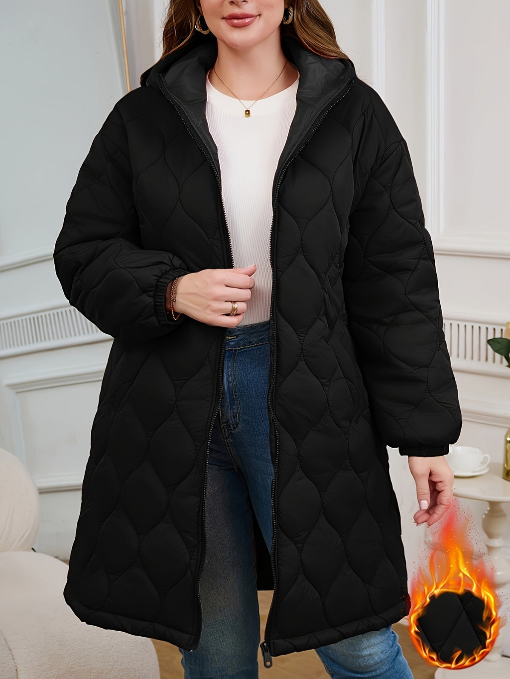 Veste grande taille à imprimé fleuri, coupe oversize, capuche, mise en situation