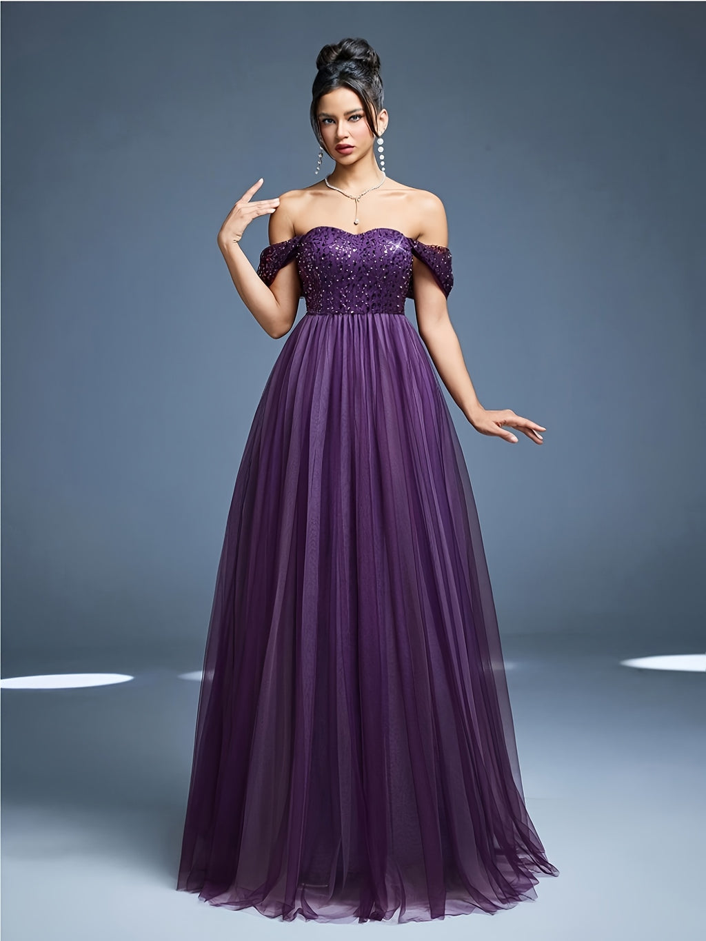 Robe de soirée grande taille — Tulle violet sequins perlés