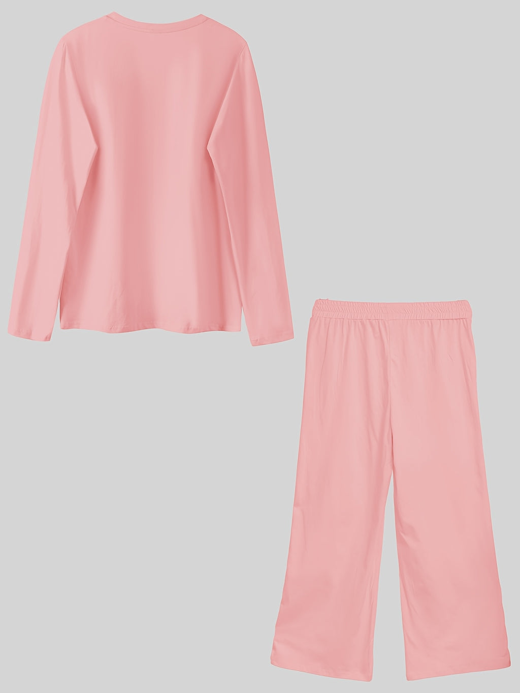 Ensemble grande taille, coupe droite, manches longues, toucher naturel, gros plan