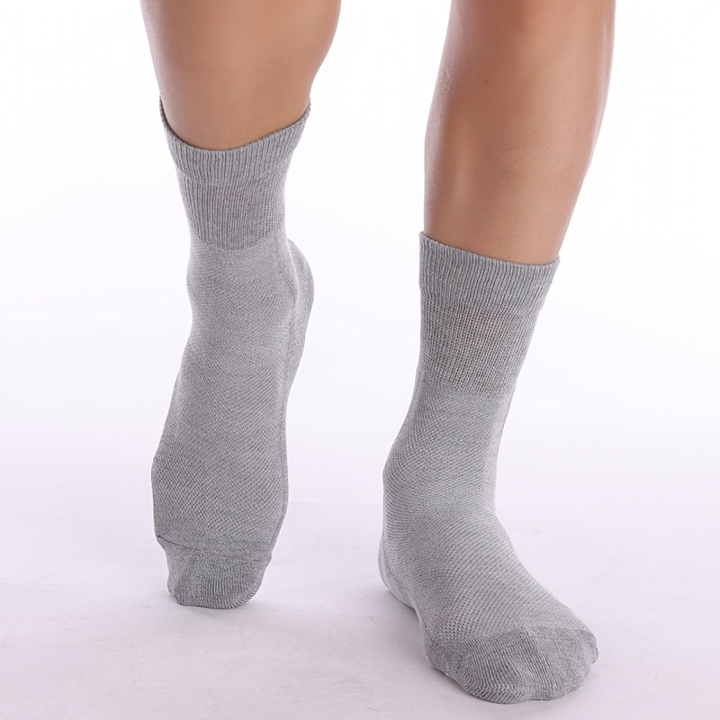 Chaussettes grande taille, coupe ample, toucher naturel, porté de face