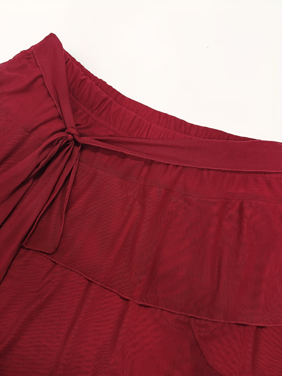 Jupe grande taille, volants, détail du tissu