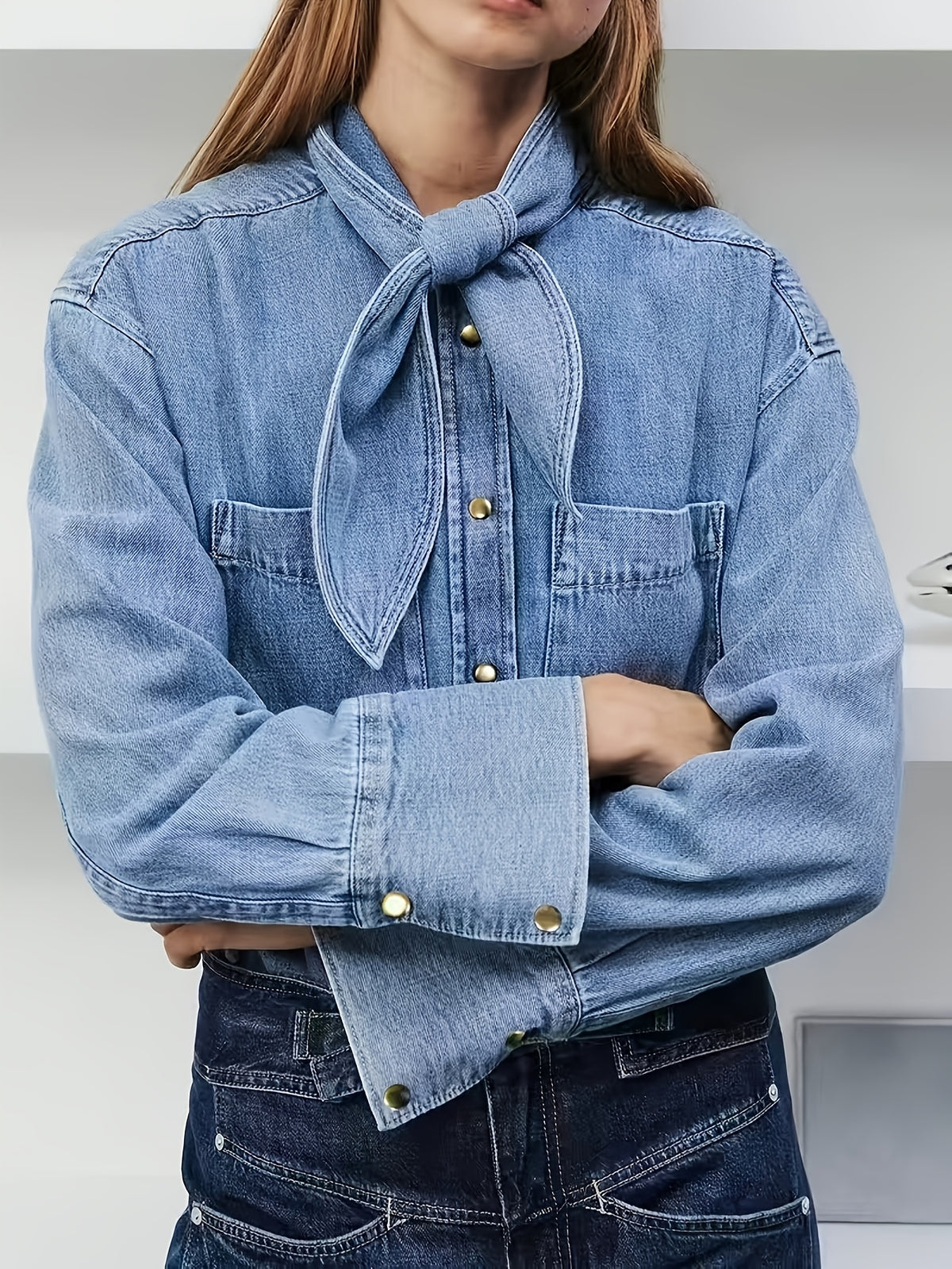 Chemise grande taille, coupe oversize, manches longues, tenue franche — composition : 85% Coton, 15% Polyester