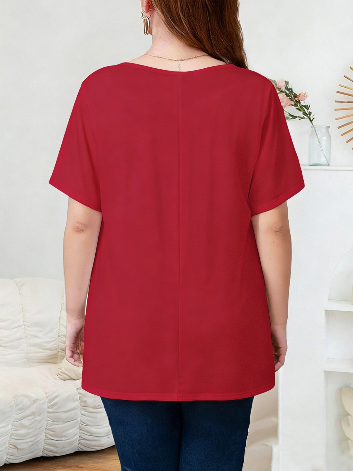 Top grande taille, coupe oversize, manches courtes, vu de dos