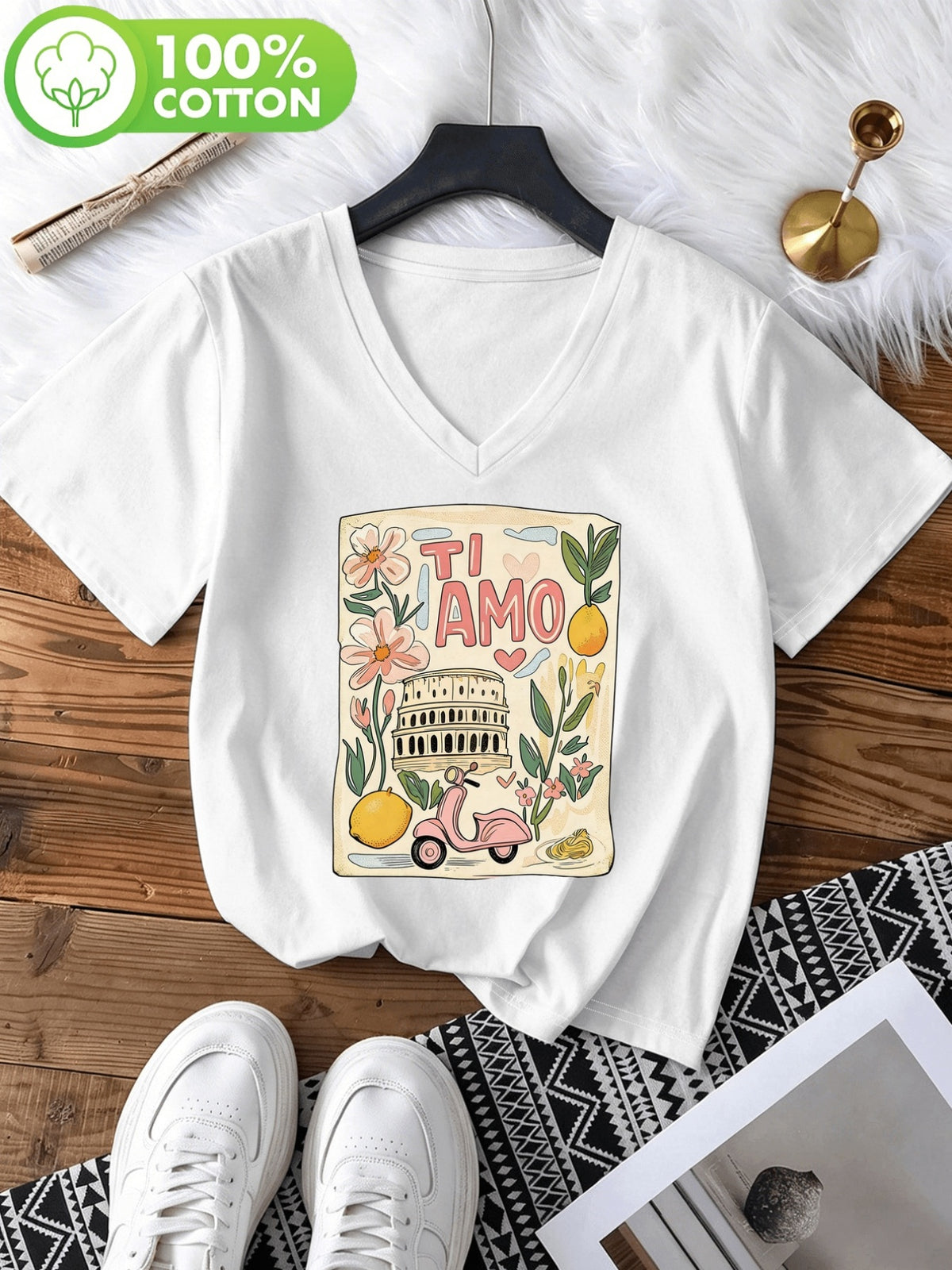 T-shirt grande taille, coupe ample, col V, manches courtes Image
