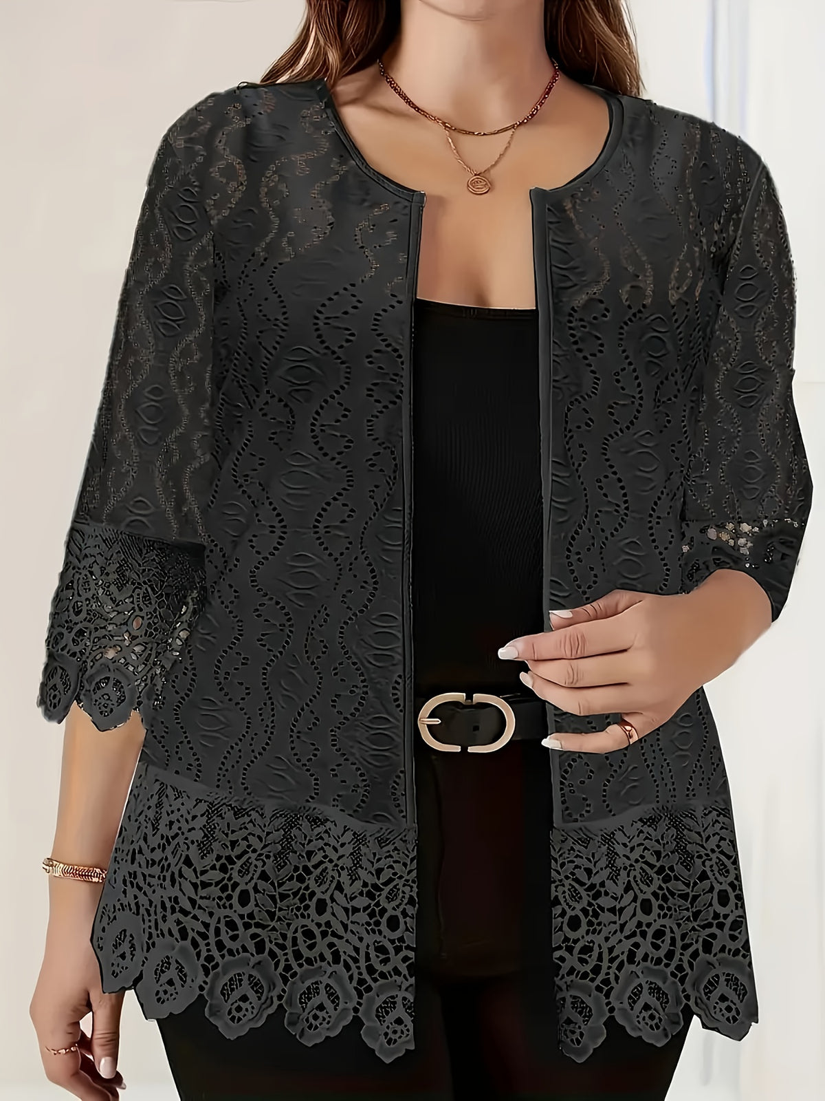 Cardigan grande taille en dentelle, dentelle contrastée, effet ajouré, visuel produit