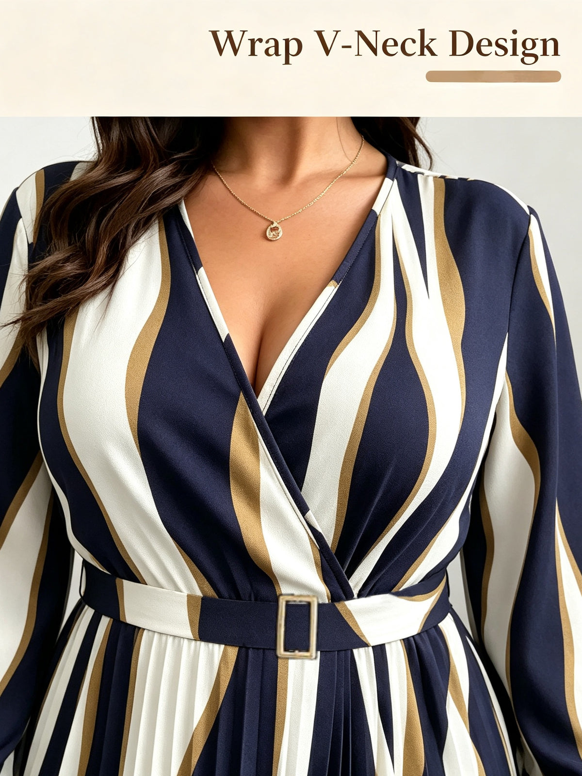 Robe midi grande taille, plissé soleil à rayures ondulées
