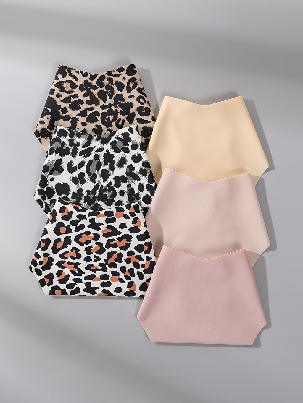 Culotte grande taille à imprimé léopard, ligne affirmée, visuel produit