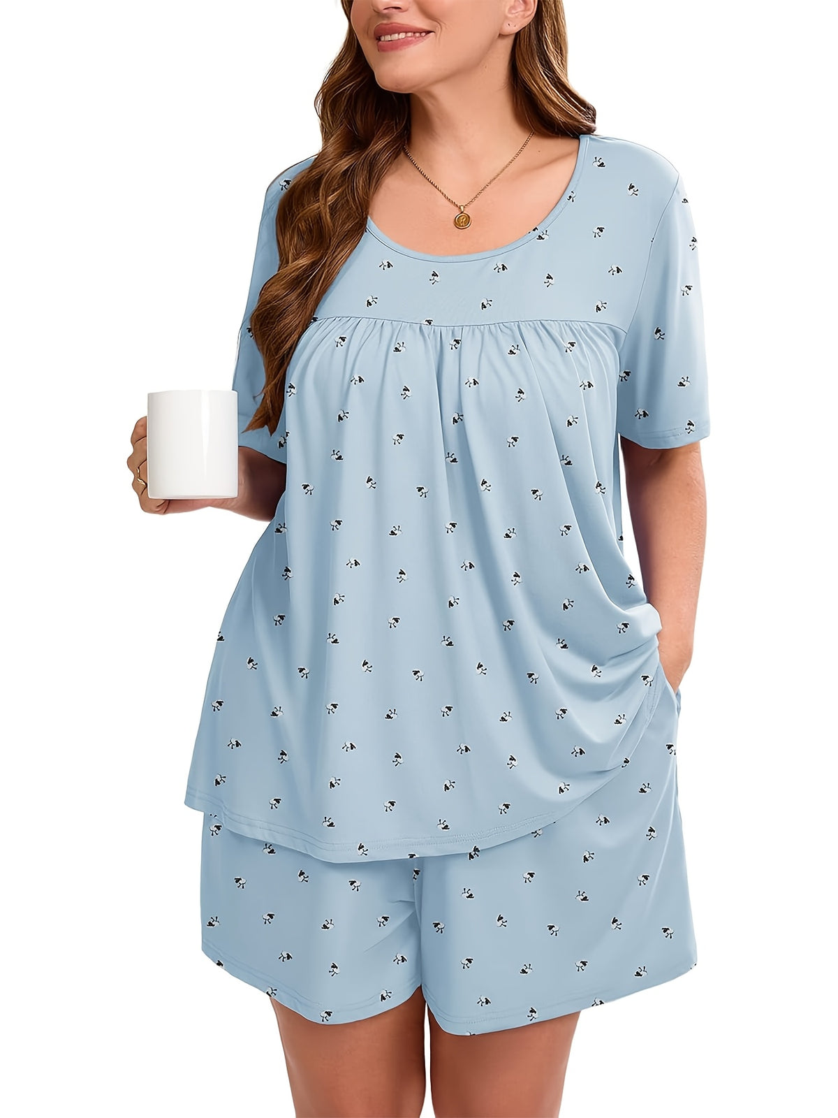 Pyjama grande taille à imprimé fleuri, manches courtes, détail du tissu