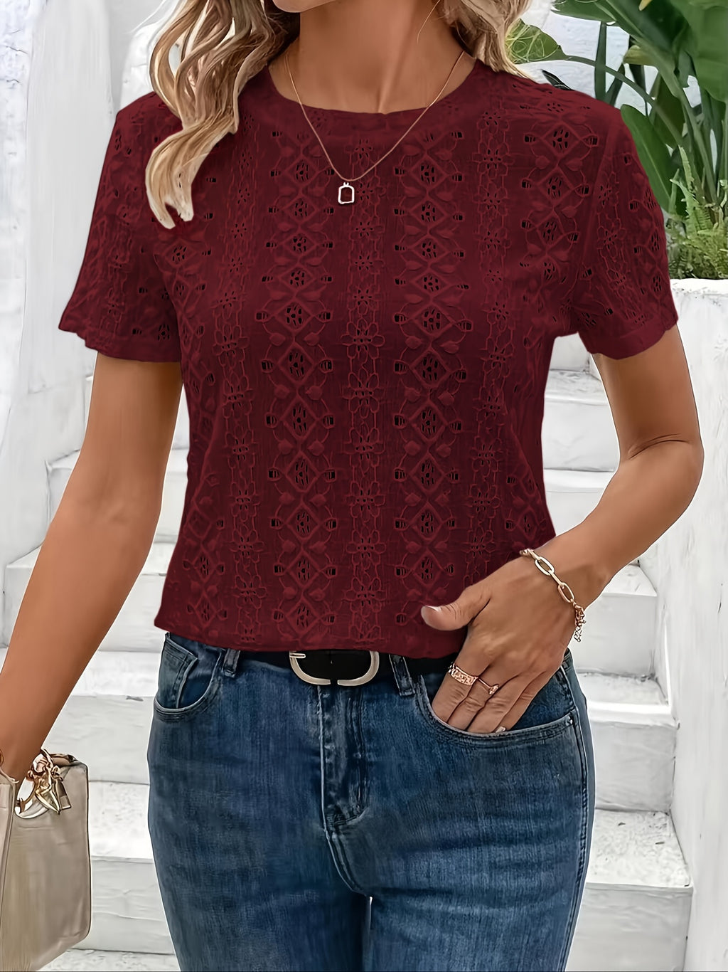 T-shirt grande taille en maille, manches courtes, maille souple, vu de dos