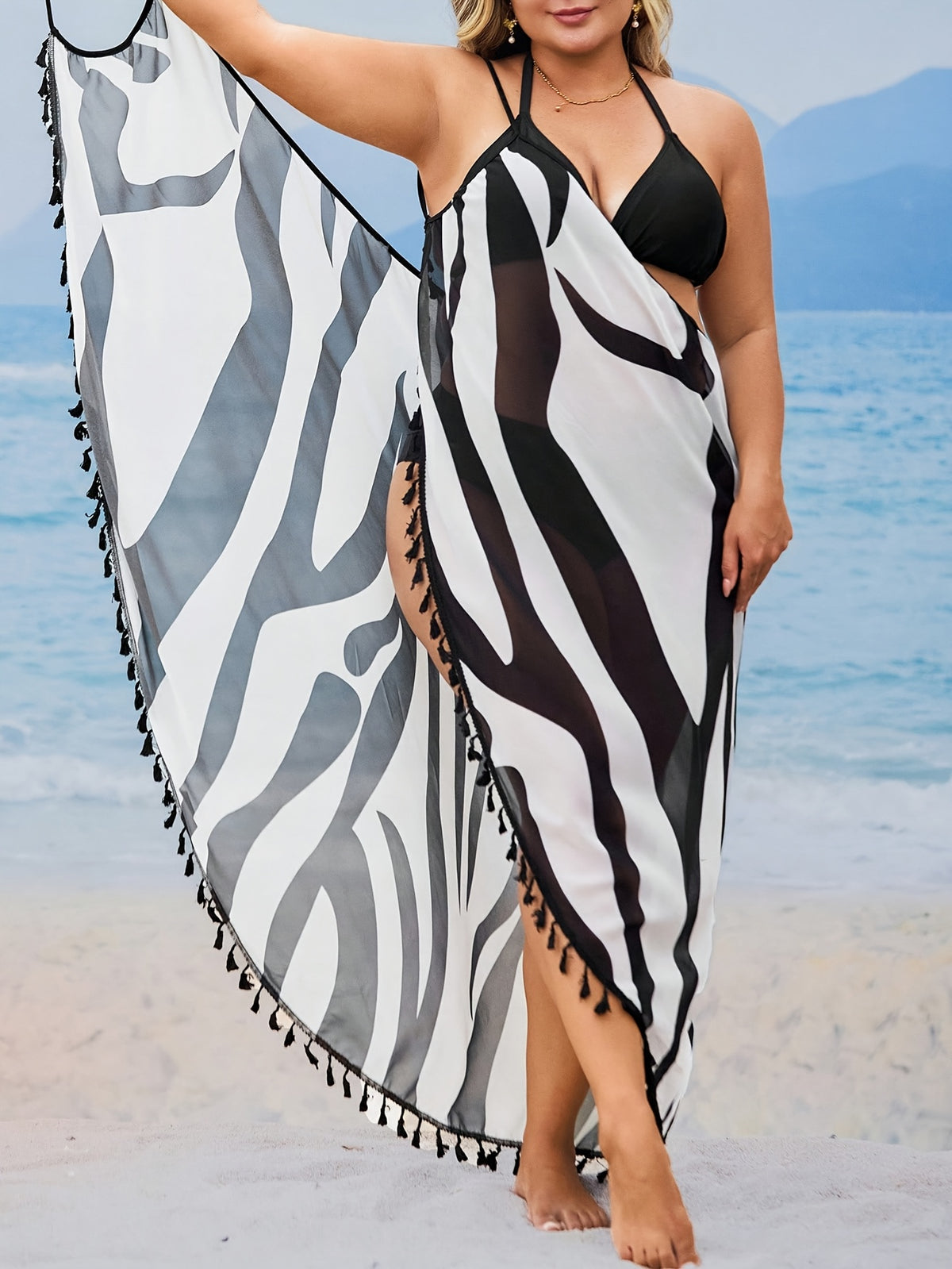 Maillot de bain grande taille à imprimé géométrique, pompons — composition : 95% Polyester, 5% Élasthanne Image