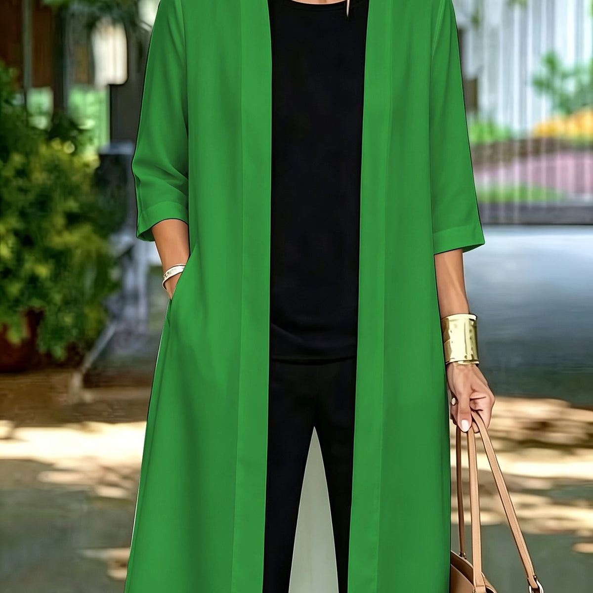 Veste grande taille, coupe ample, poches pratiques, esprit trench, gros plan