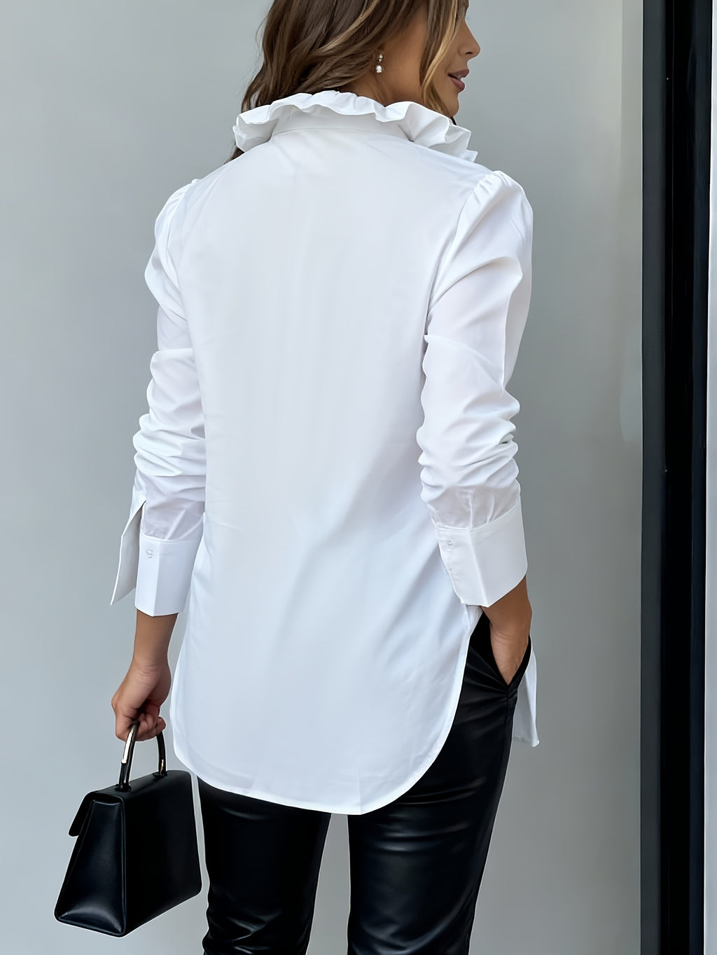 Chemise grande taille, ceinture assortie, tissu opaque
