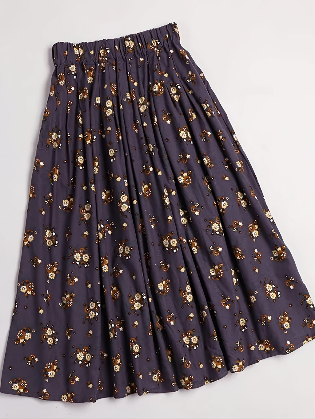 Jupe grande taille à imprimé fleuri, coupe évasée, imprimé floral, tissu opaque