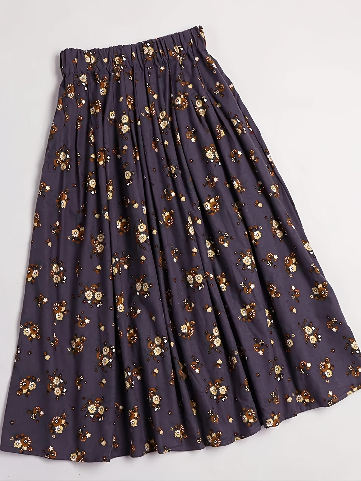 Jupe grande taille à imprimé fleuri, coupe évasée, imprimé floral, tissu opaque