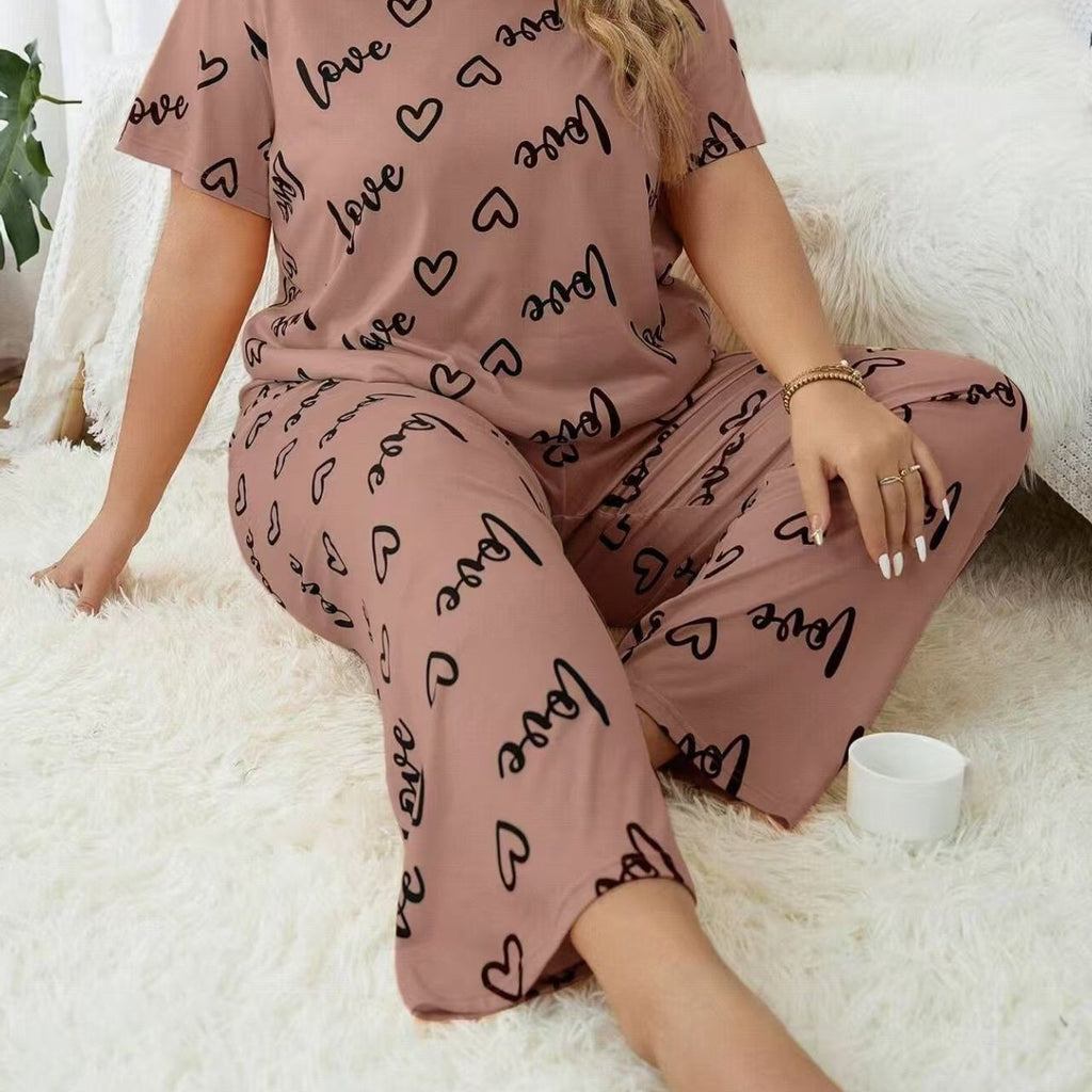 Pyjama grande taille, manches courtes, toucher naturel — composition : 95% Coton, 5% Élasthanne