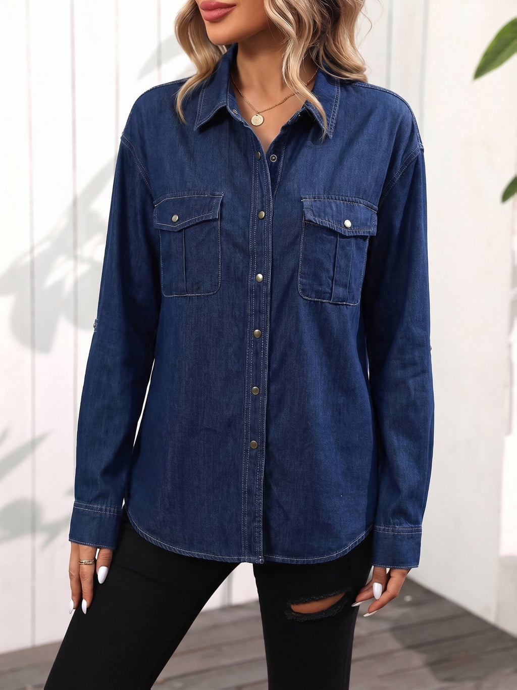 Chemise grande taille, col à revers, poches plaquées, manches longues