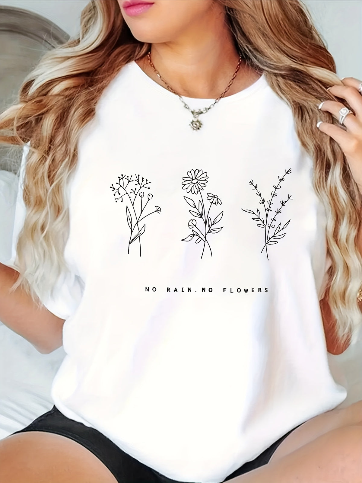 T-shirt grande taille à imprimé fleuri, manches courtes, imprimé floral, vu de dos