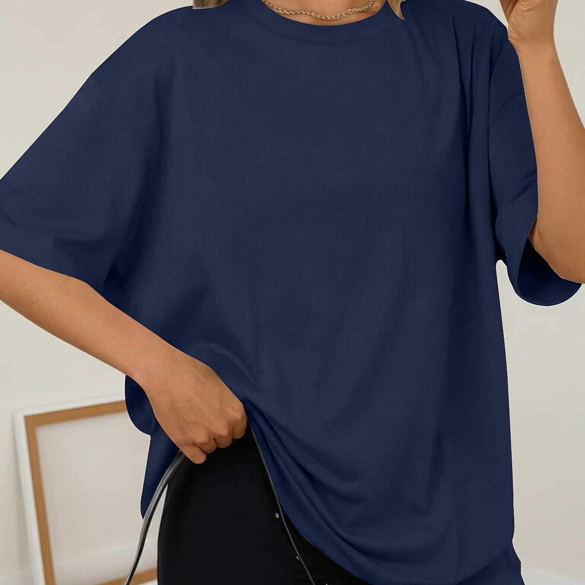 T-shirt grande taille, coupe ample, manches courtes, esprit sportif, tissu opaque