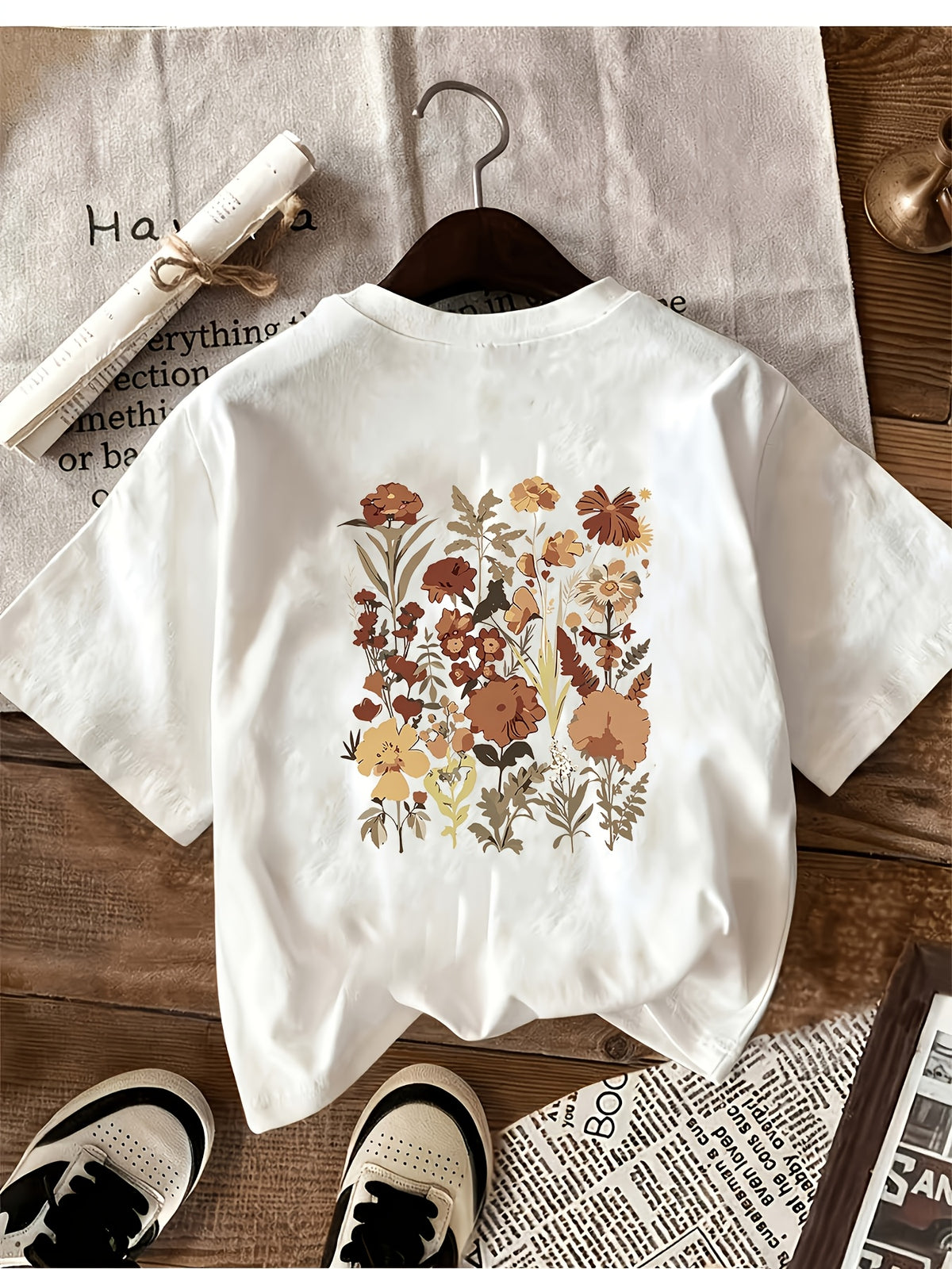 T-shirt grande taille à imprimé fleuri, manches courtes — composition : 60% Polyester, 35% Viscose, 5% Élasthanne