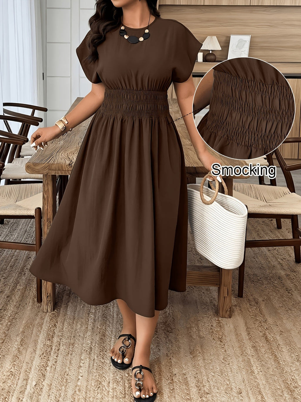 Robe grande taille, coupe ample, longueur midi