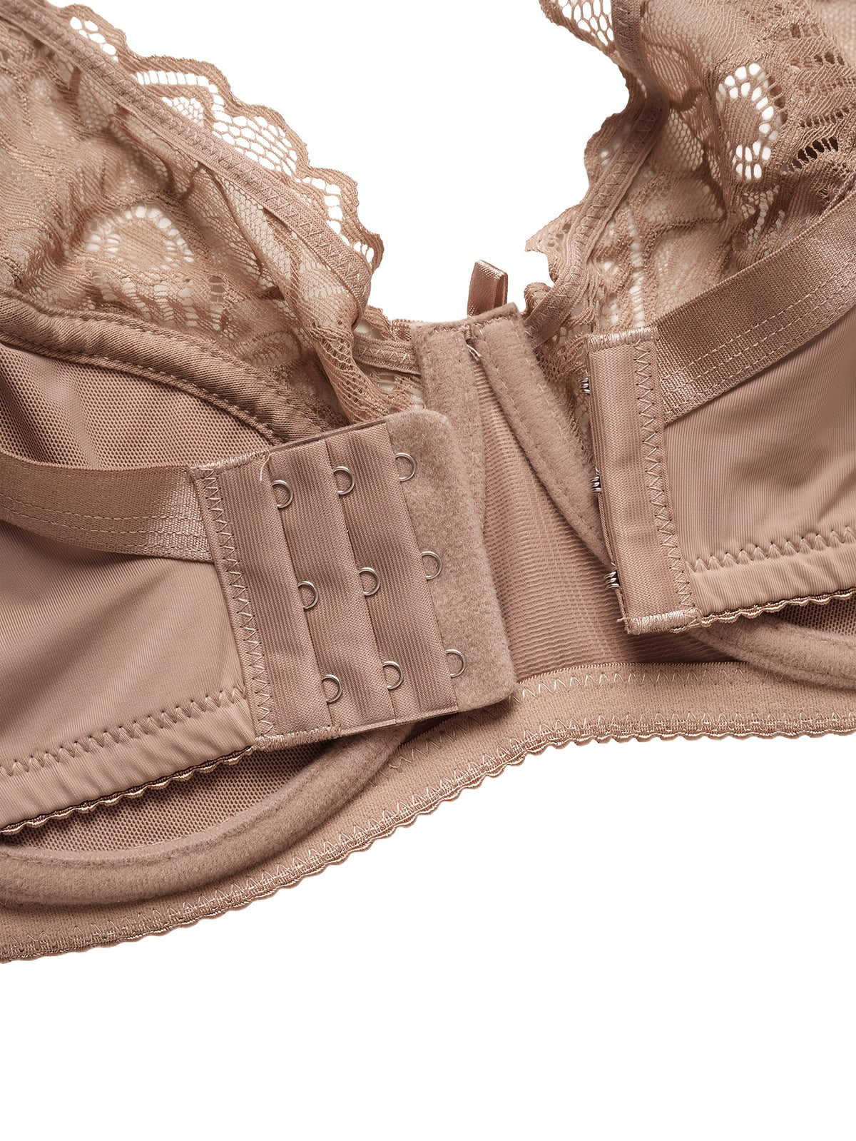 Soutien-gorge grande taille — Ailes hautes et haut ajouré