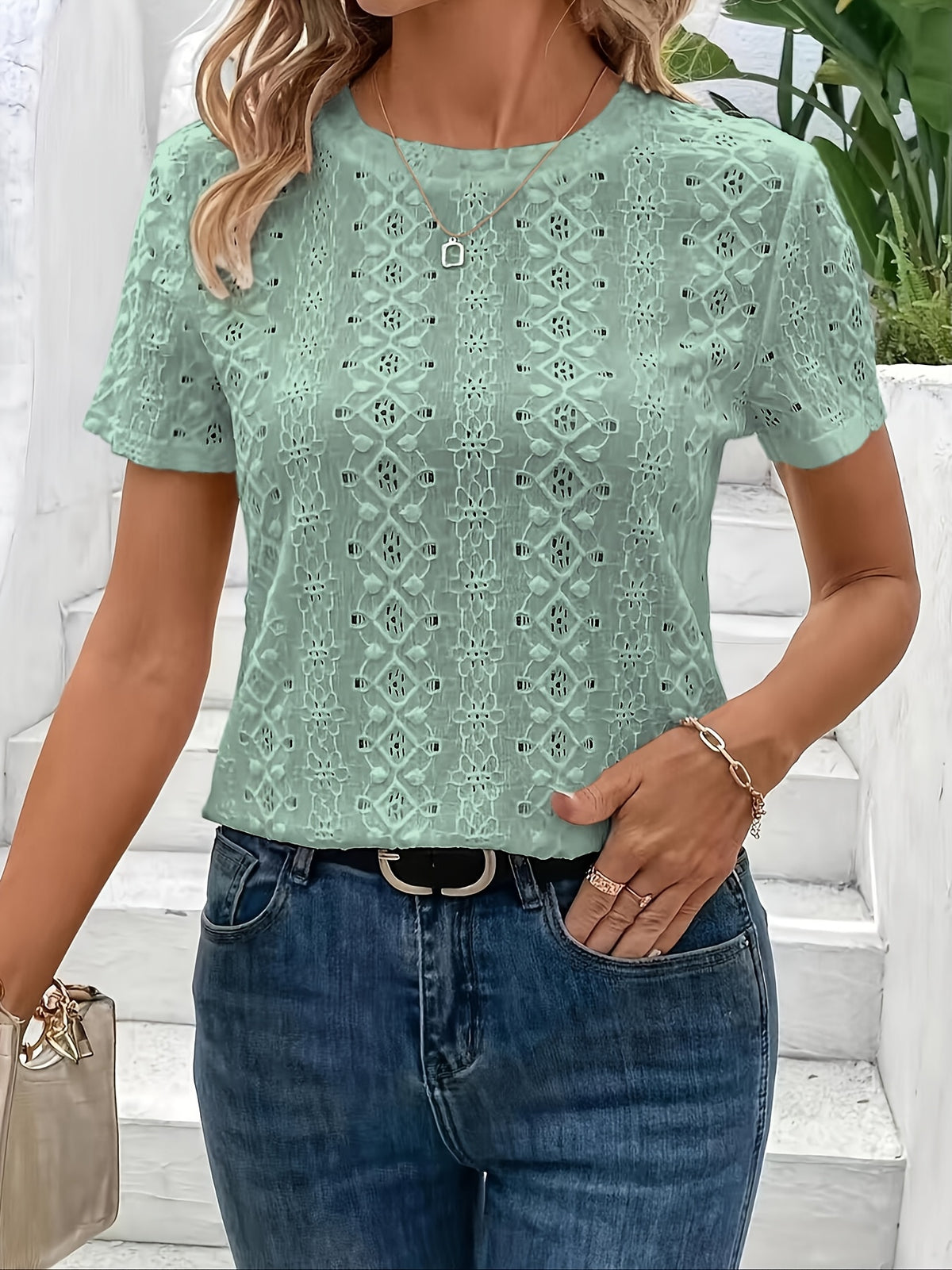 T-shirt grande taille en maille, manches courtes, maille souple, visuel produit