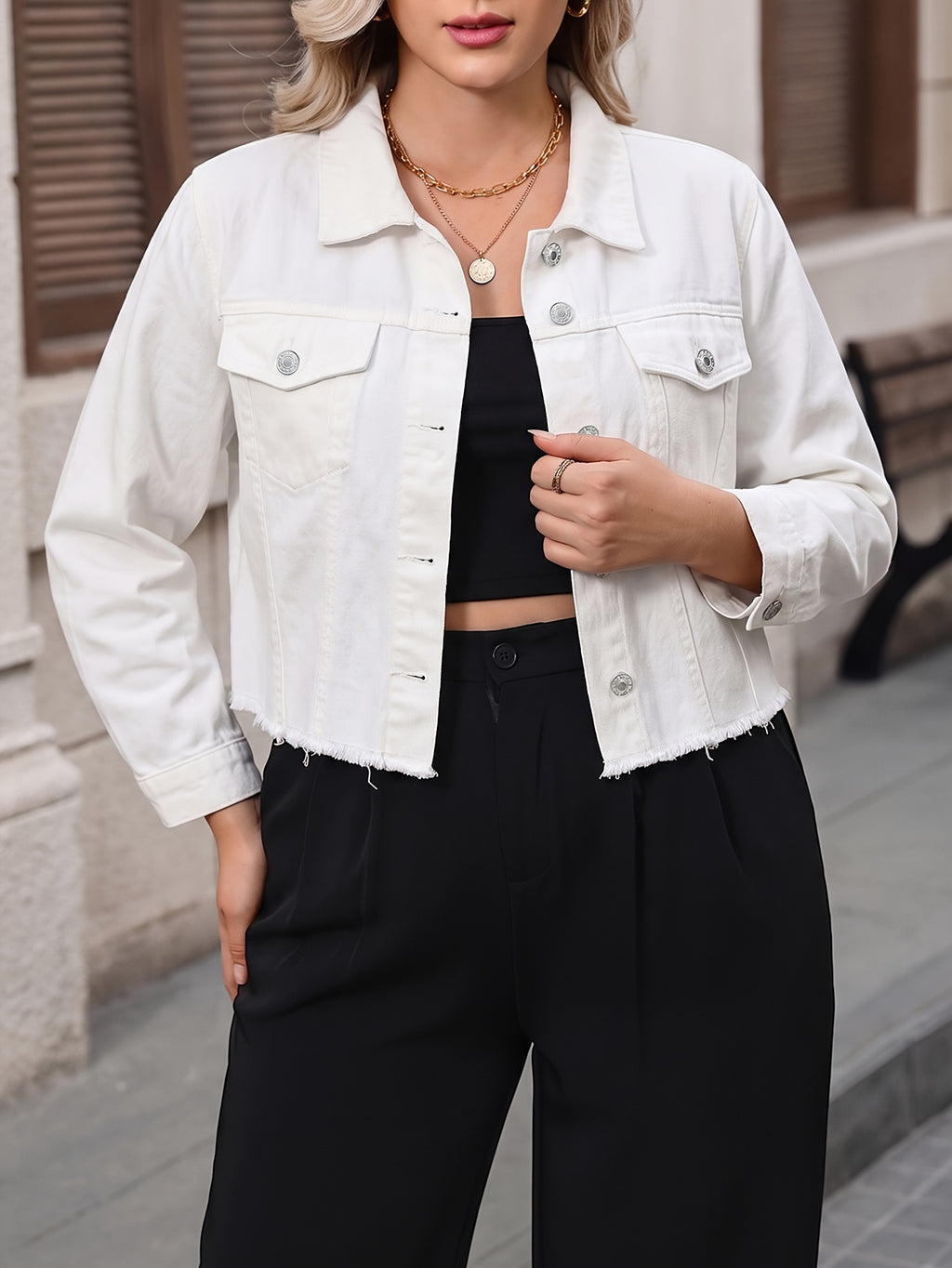 Veste grande taille, col à revers, boutonnage, tenue franche