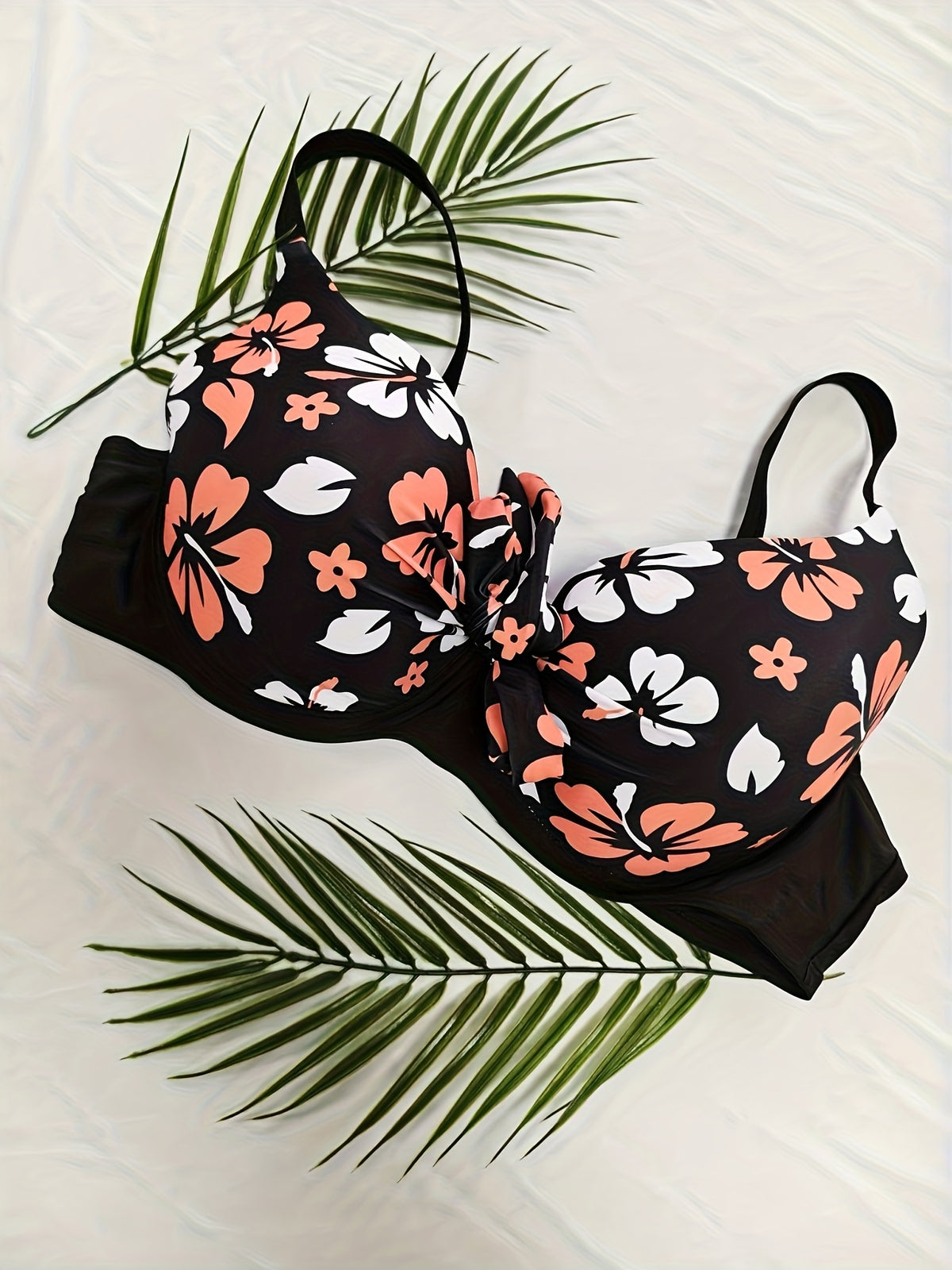 Haut de maillot de bain grande taille — Fleurs et nœud devant