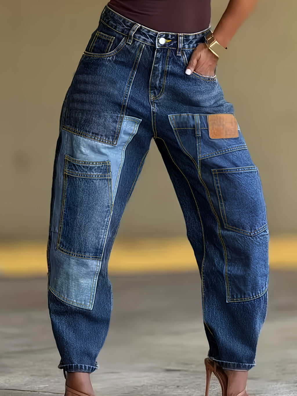 Jean barrel grande taille — Patchwork de denim et ourlet arrondi