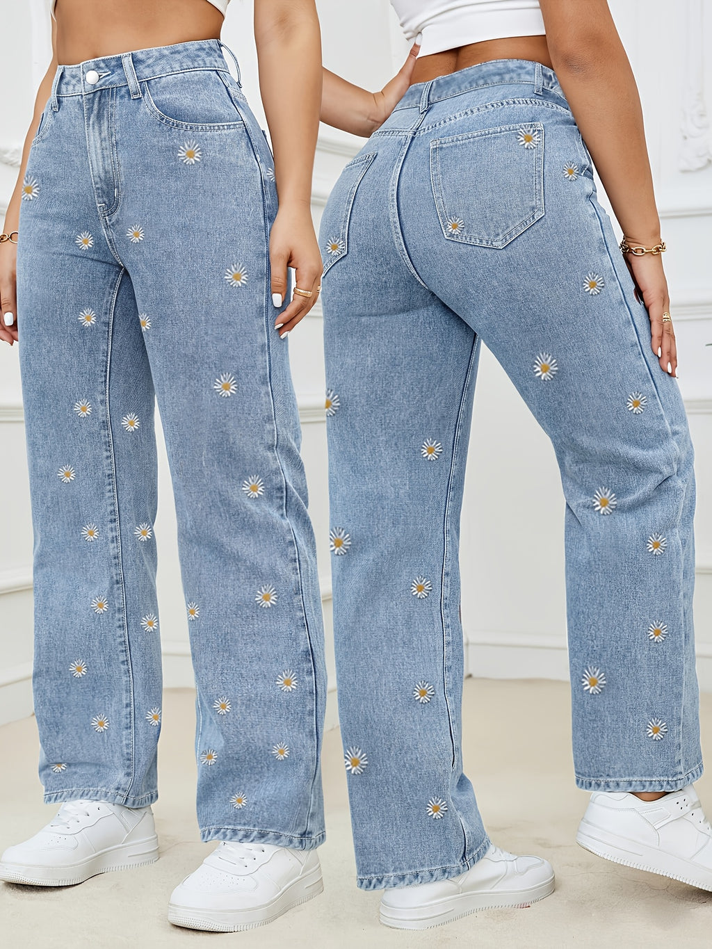 Jean droit grande taille — Marguerites brodées, bleu clair