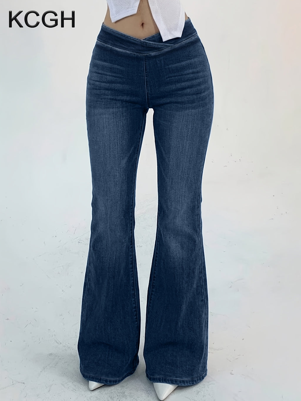 Jean évasé grande taille — Ceinture croisée, zip latéral