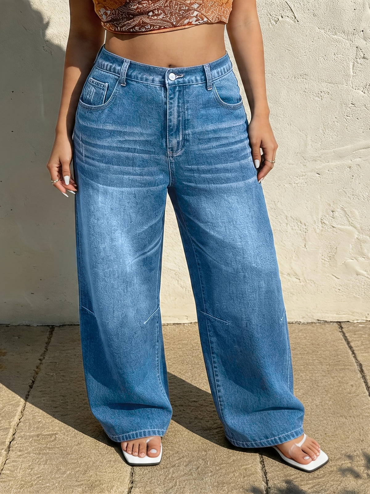 Jean grande taille — Coupe barrel et taille élastiquée au dos