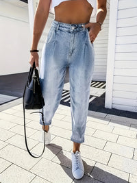 Jean mom grande taille — Ourlet retroussé, délavage pâle