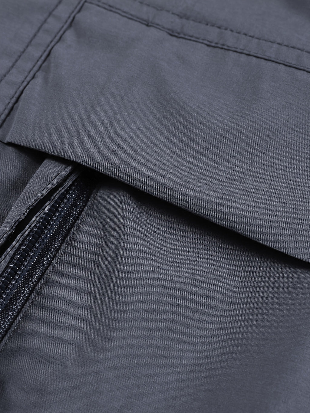 Pantalon jogging grande taille — Zip sur la cuisse droite