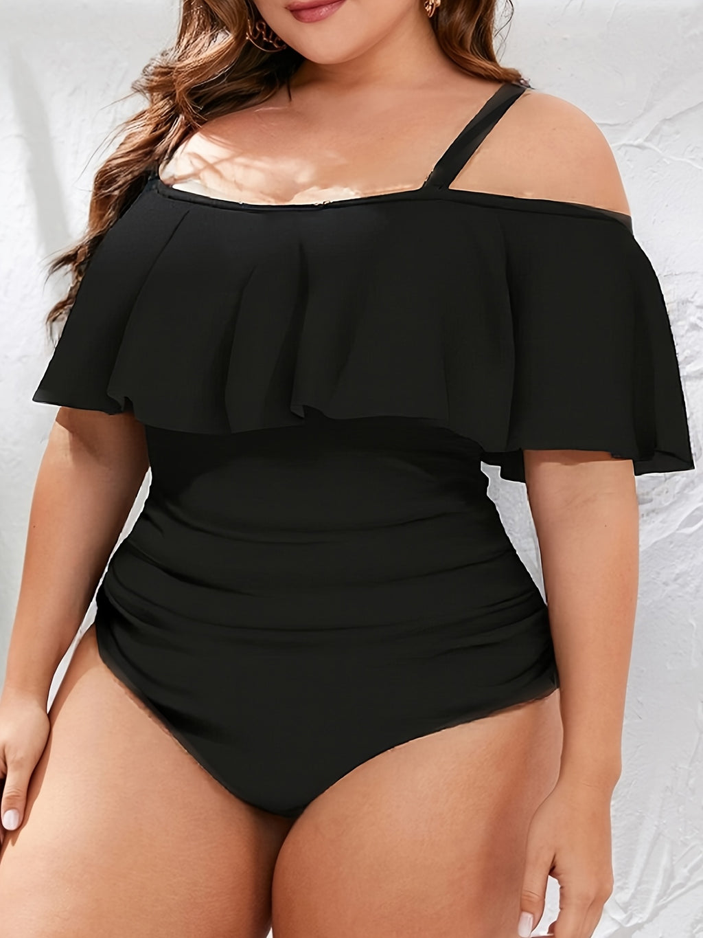 Maillot de bain grande taille — Épaules dénudées à volant