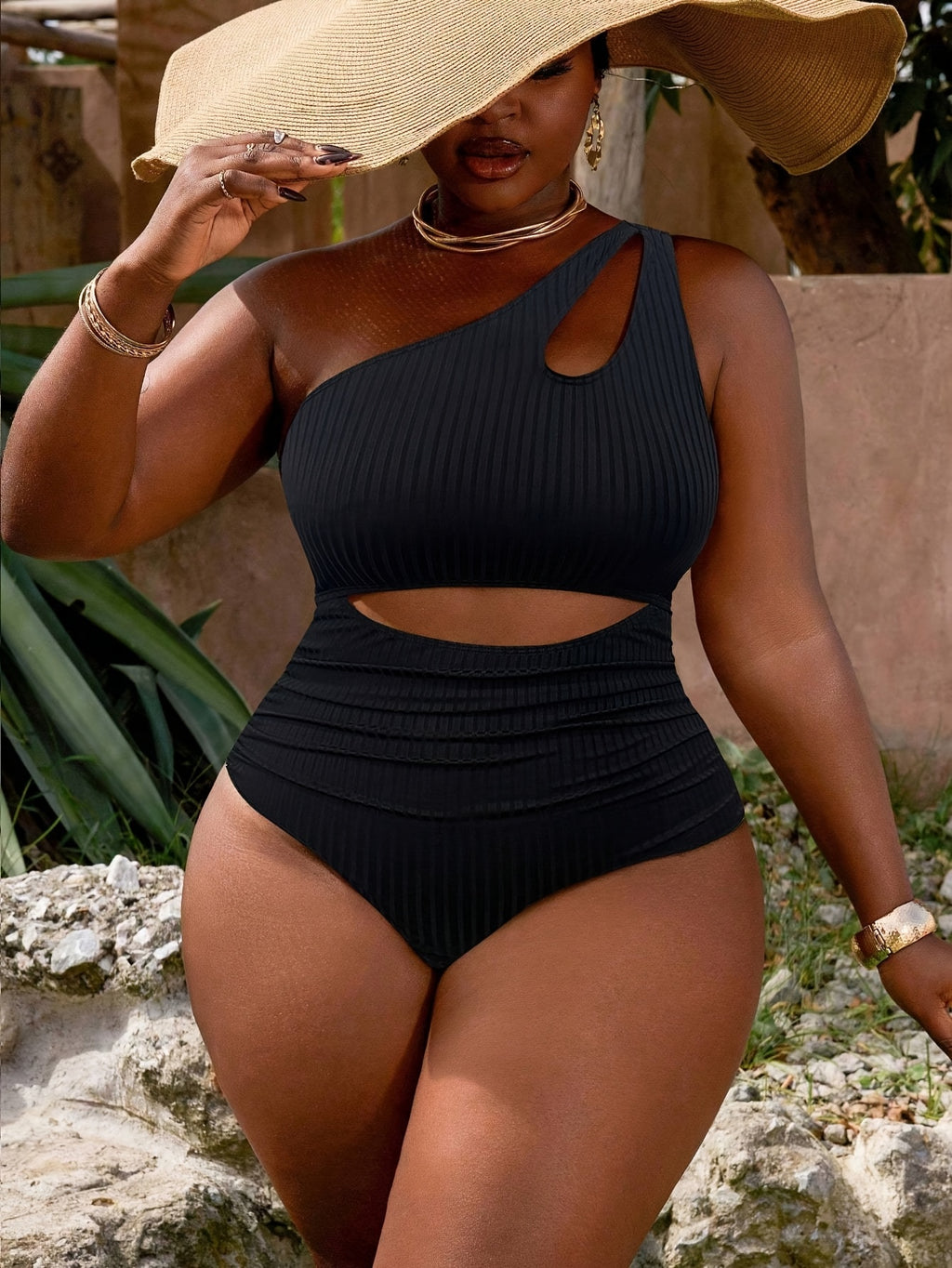 Maillot une pièce grande taille — Épaule nue et maille côtelée