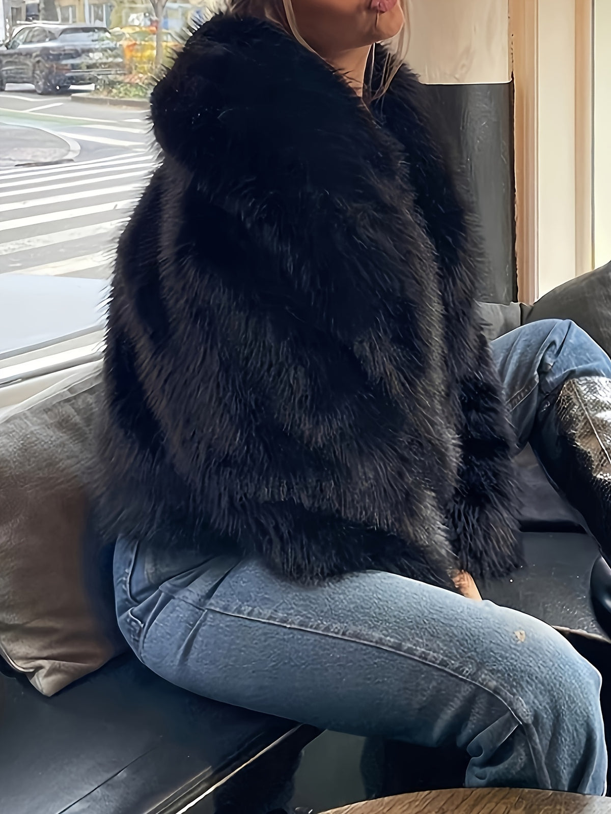 Manteau grande taille en fausse fourrure, volume enveloppant, chaleur d'hiver