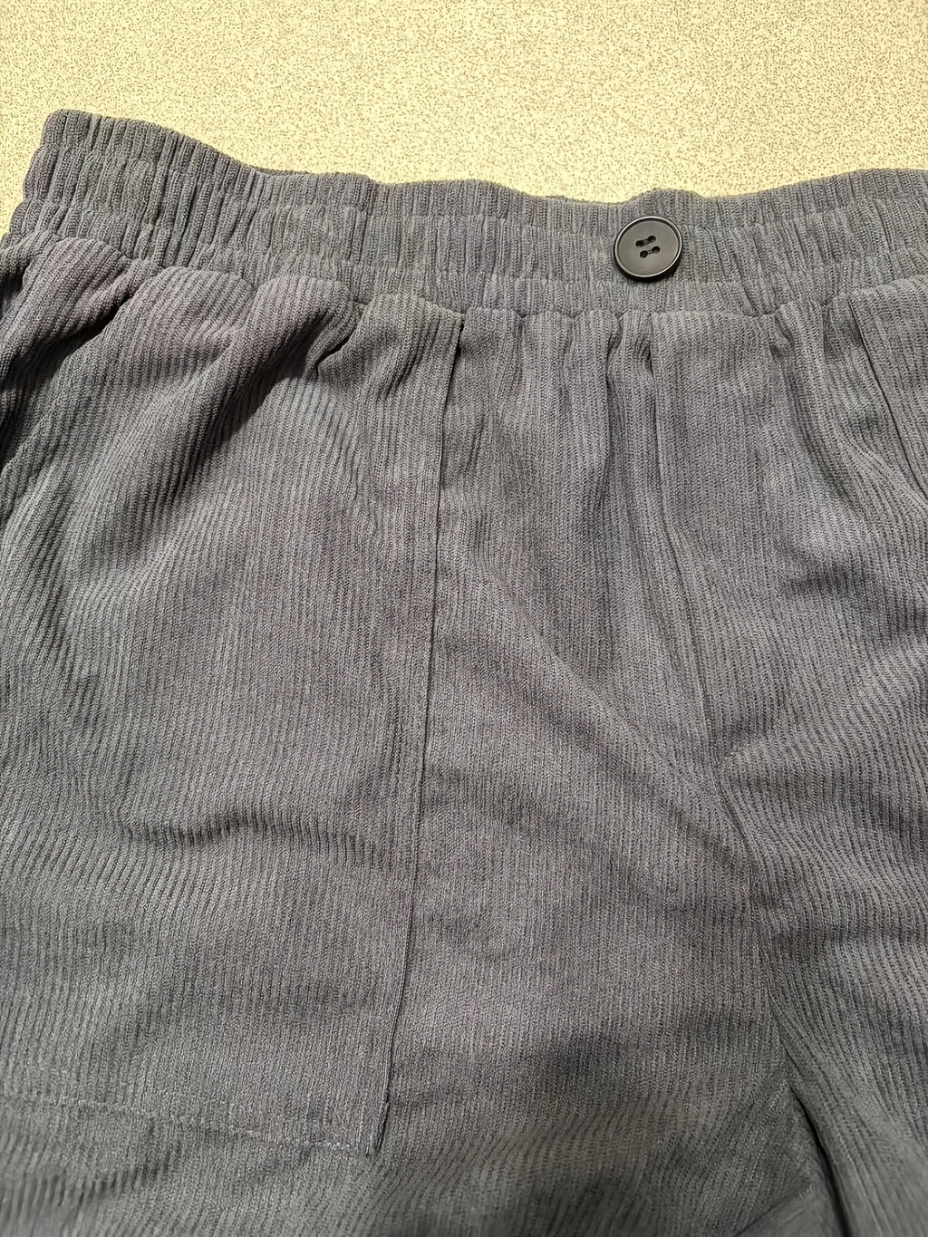 Pantalon en velours grande taille — Jambe large et poches plaquées