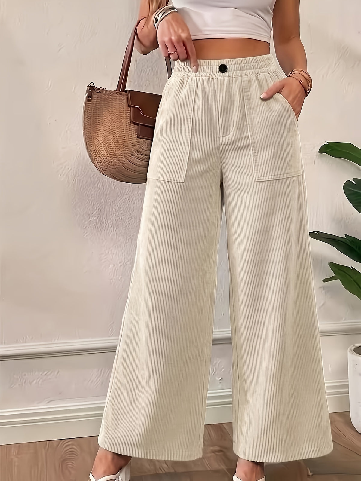 Pantalon en velours grande taille — Jambe large et poches plaquées