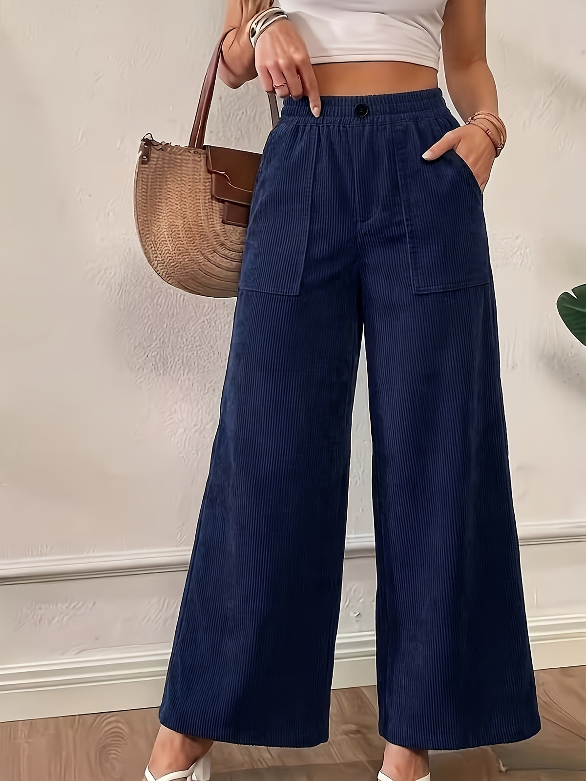 Pantalon en velours grande taille — Jambe large et poches plaquées