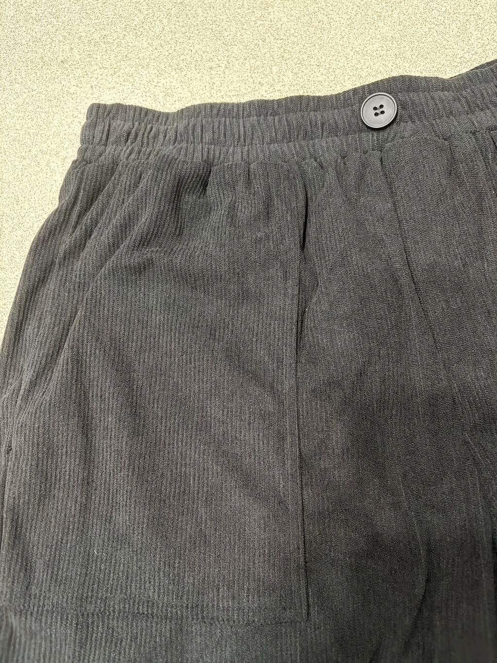 Pantalon en velours grande taille — Jambe large et poches plaquées