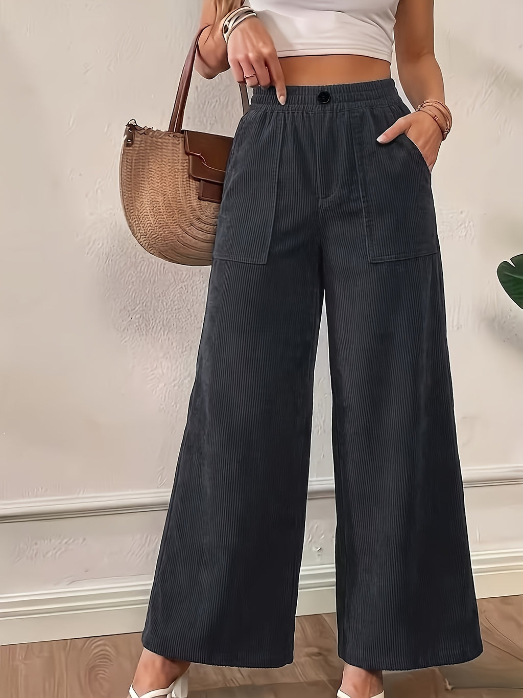 Pantalon en velours grande taille — Jambe large et poches plaquées