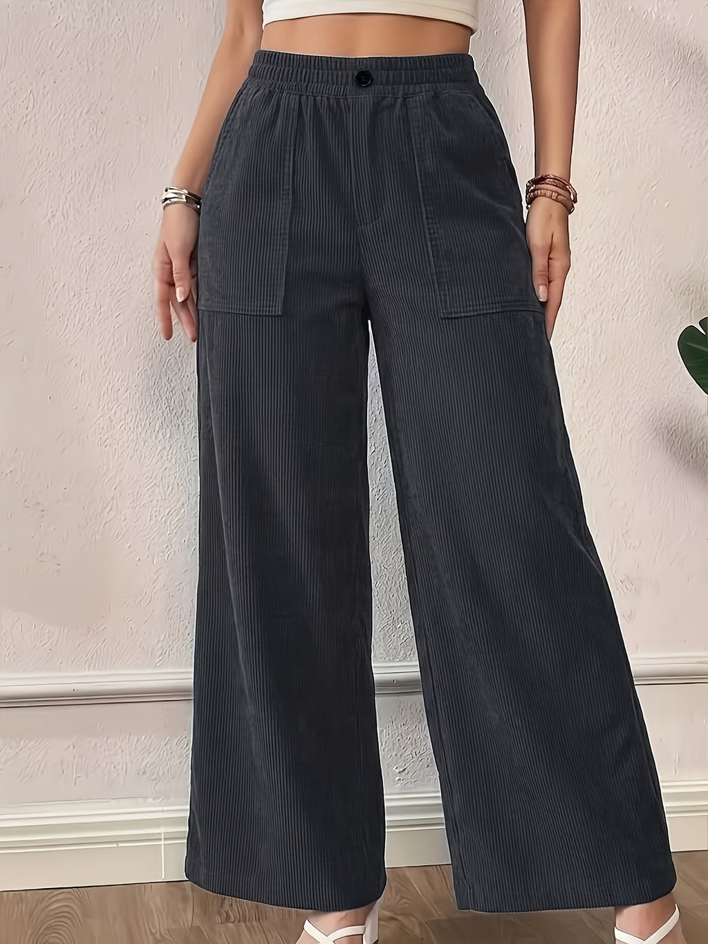 Pantalon en velours grande taille — Jambe large et poches plaquées