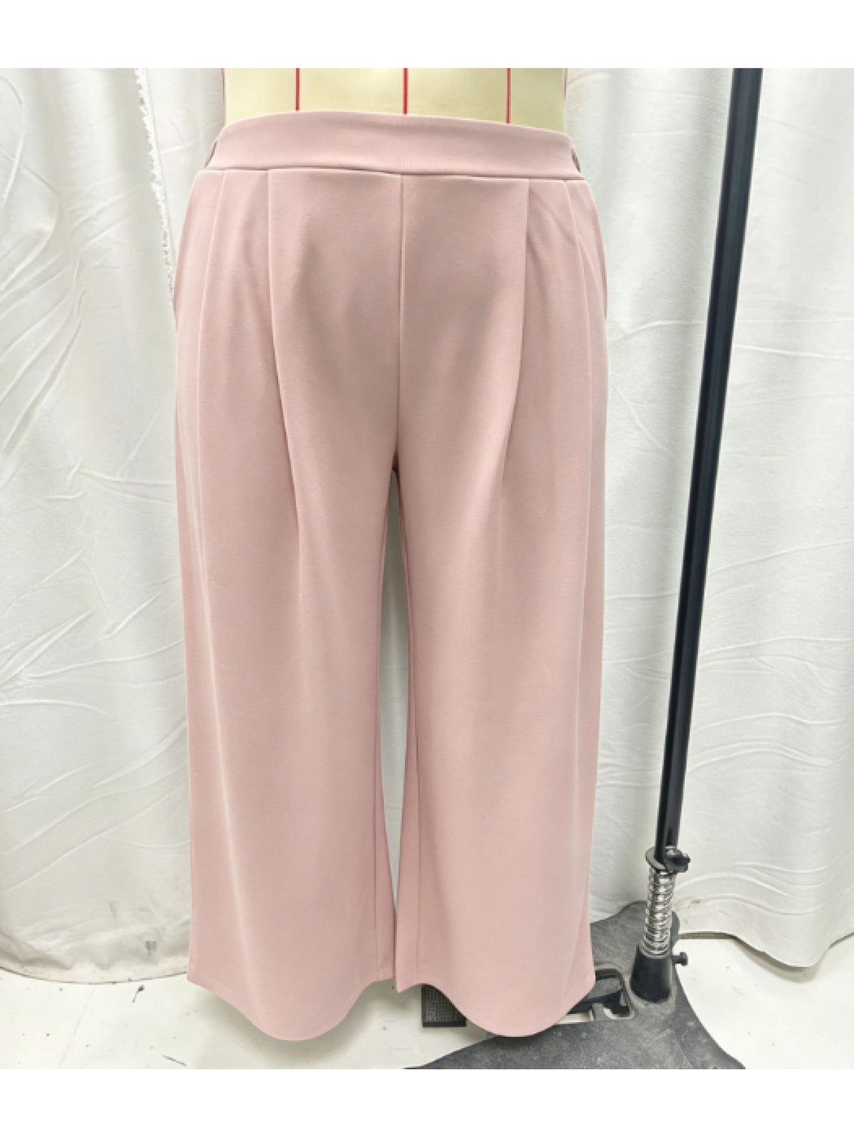 Pantalon taille haute grande taille — Plis creux, jambe ample