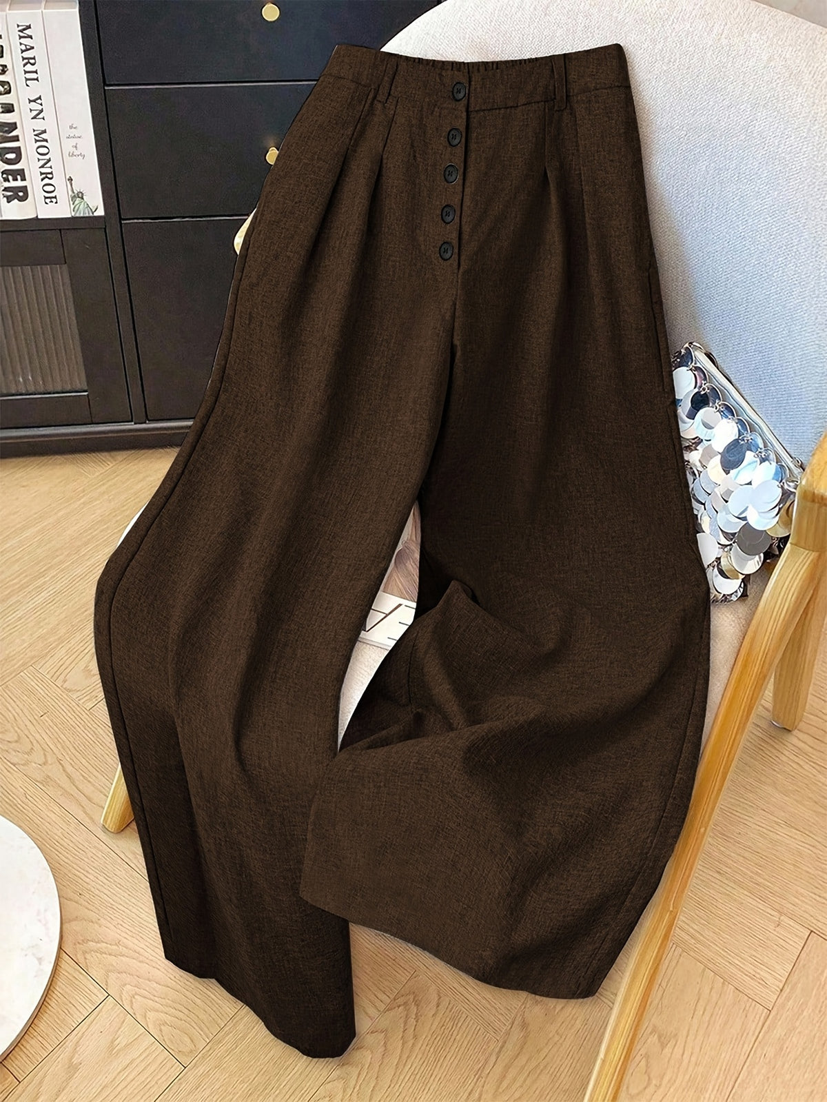 Pantalon large grande taille — Marron foncé et cinq boutons