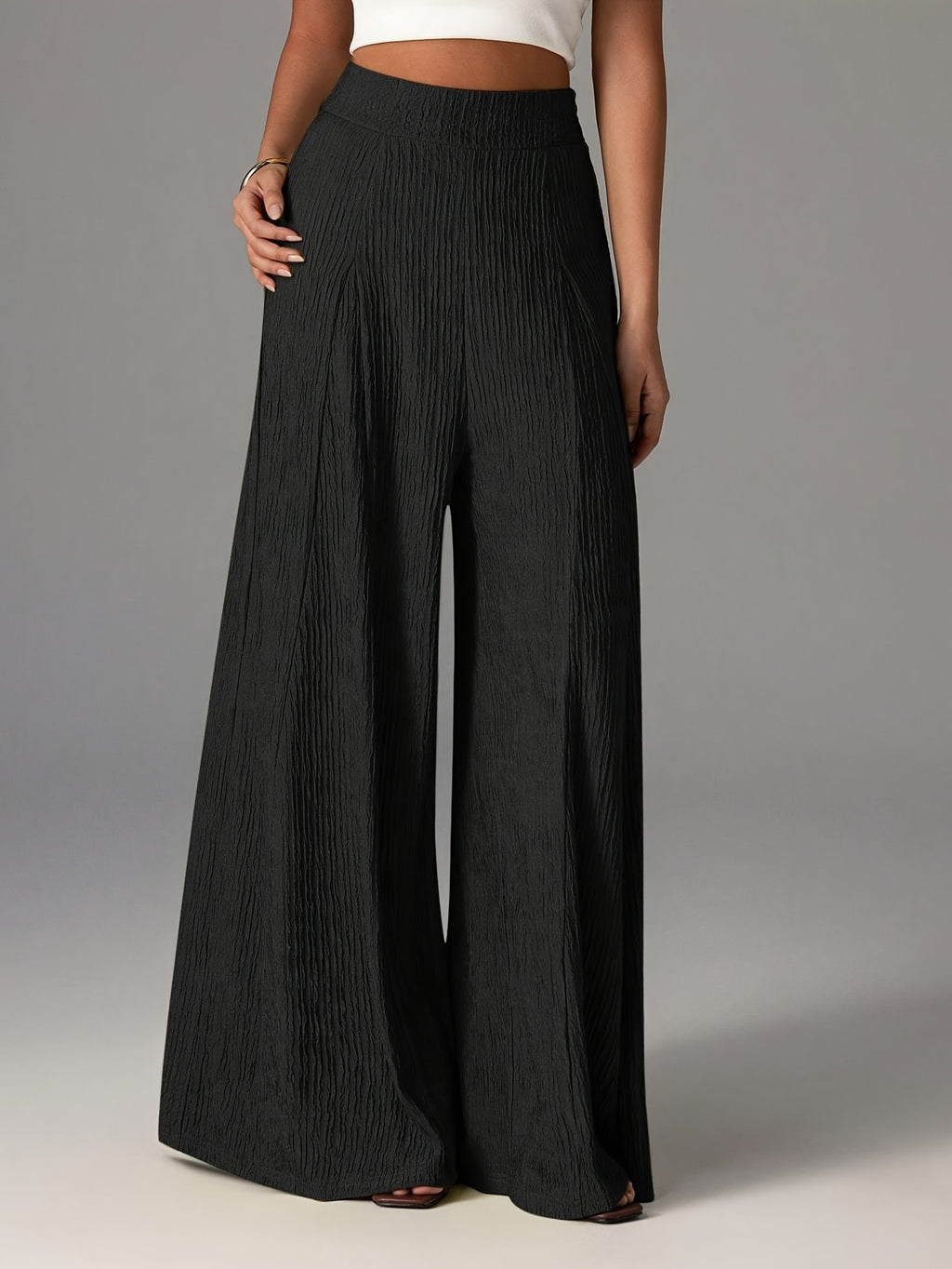 Pantalon en maille gaufrée grande taille — Jambe en corolle