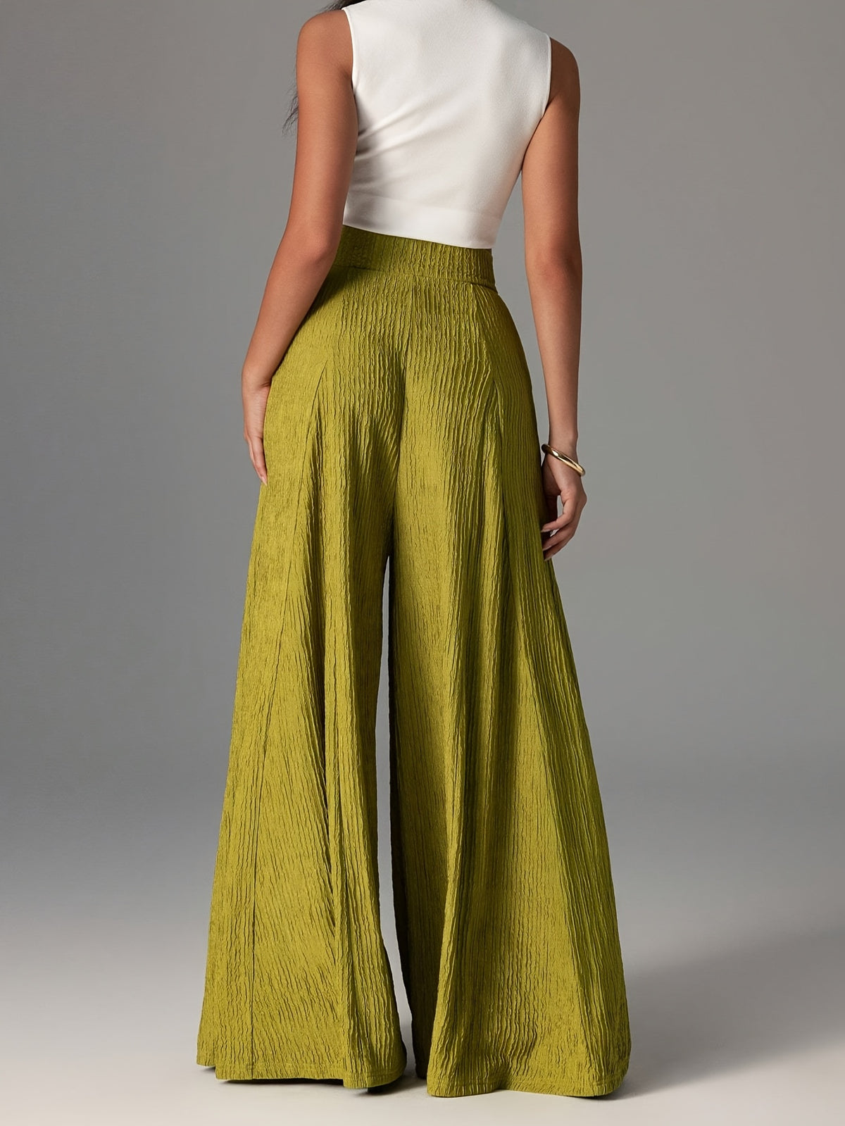 Pantalon en maille gaufrée grande taille — Jambe en corolle
