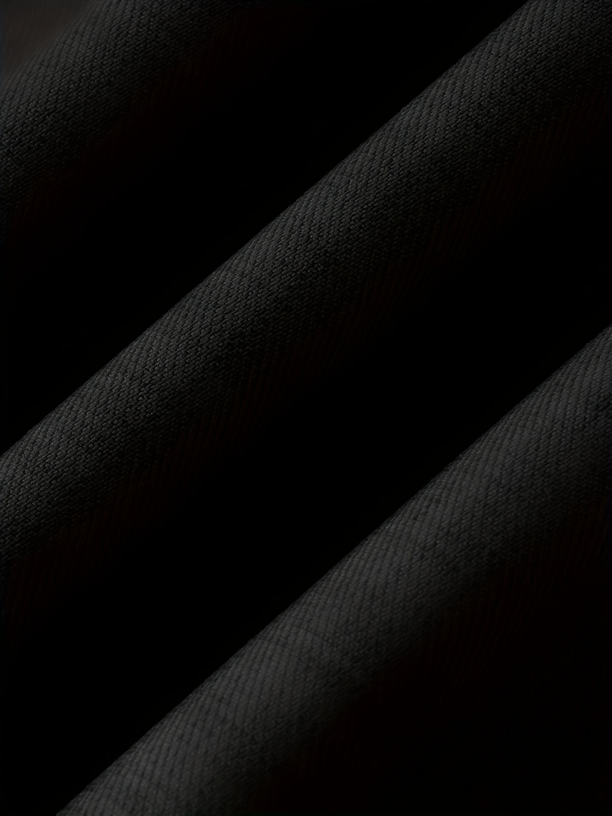 Pantalon noir grande taille — Pan drapé croisé sur le devant